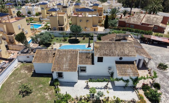 Villa - Resale - Villamartín - GAA-49201