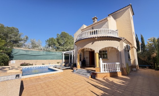 Villa - Resale - Villamartín - GAA-57986
