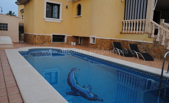 Villa - Resale - Villamartín - Pau 8