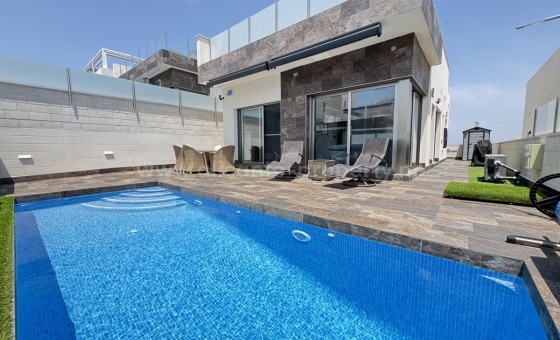Villa - Resale - Villamartín - Villamartín