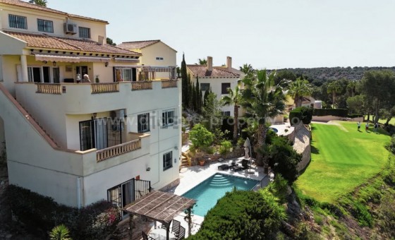 Villa - Resale - Villamartín - Villamartín