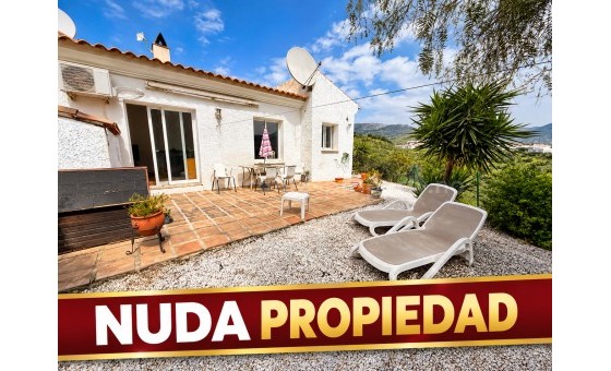 Villa - Resale - Viñuela -
                Viñuela