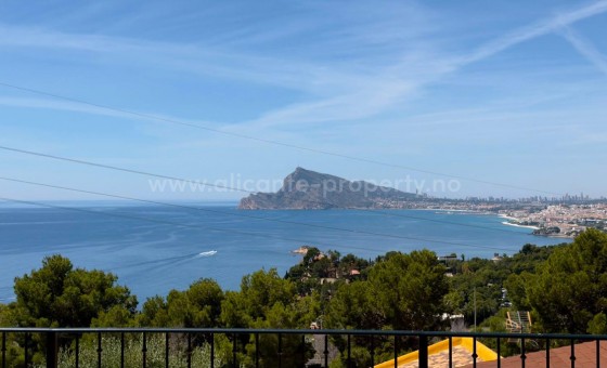 Villa - Reventa - Altea -
                Altea Centro