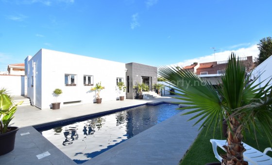 Villa - Reventa - Ciudad Quesada - Center