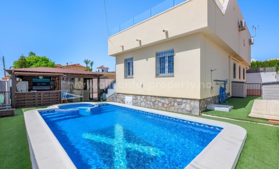Villa - Reventa - Ciudad Quesada - Center