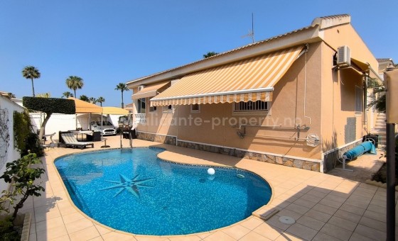 Villa - Reventa - Ciudad Quesada - Pueblo Bravo