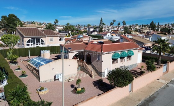 Villa - Reventa - Ciudad Quesada - Town Center