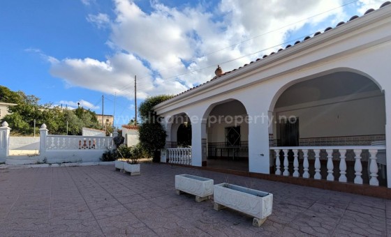 Villa - Reventa - Elche -
                Elche Centro