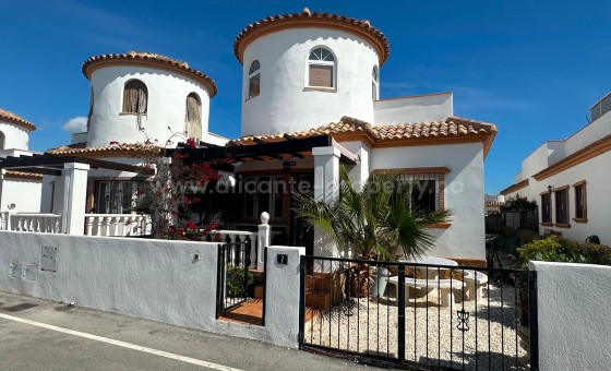 Villa - Reventa - Guardamar del Segura - Urbanización El Raso