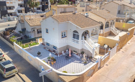 Villa - Reventa - Los Altos - Los Altos