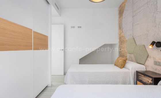 Villa - Reventa - Los Montesinos - Los Montesinos Centro