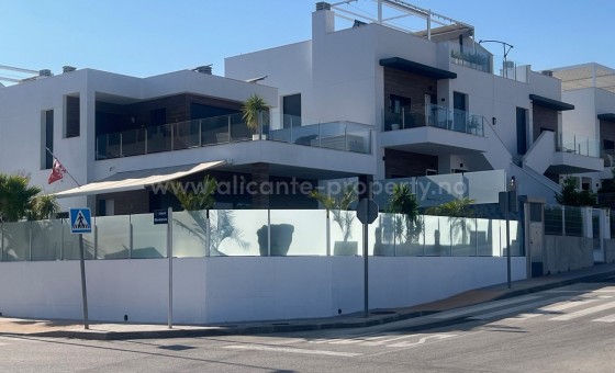 Villa - Reventa - Los Montesinos - Los Montesinos Centro