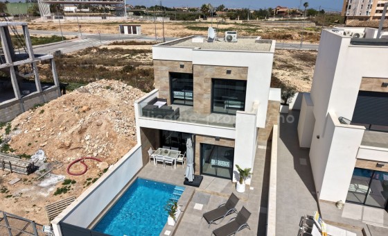 Villa - Reventa - Los Montesinos - Los Montesinos Centro