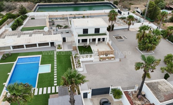 Villa - Reventa - Los Montesinos - Los Montesinos Centro