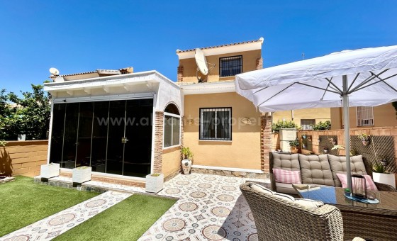 Villa - Reventa - Orihuela - Los Altos