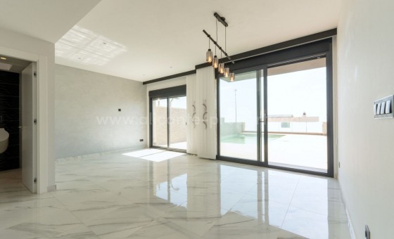 Villa - Reventa - San Miguel de Salinas - San Miguel de Salinas Centro