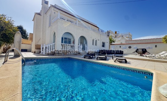 Villa - Reventa - San Miguel de Salinas - San Miguel de Salinas