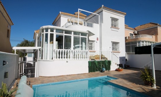 Villa - Reventa - San Miguel de Salinas - San Miguel de Salinas