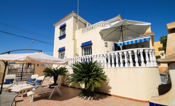Villa - Reventa - San Miguel de Salinas - San Miguel de Salinas