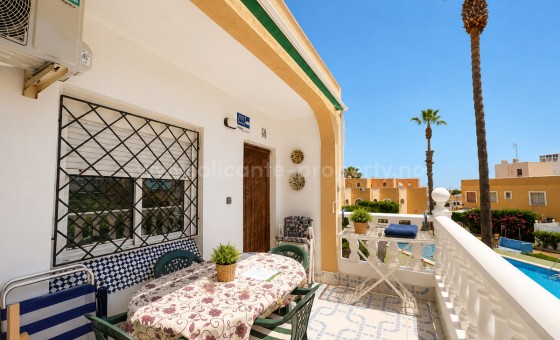 Villa - Reventa - Torrevieja - La Mata