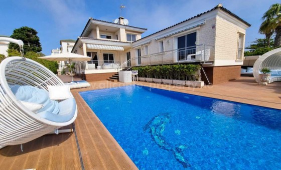 Villa - Reventa - Torrevieja - La Mata