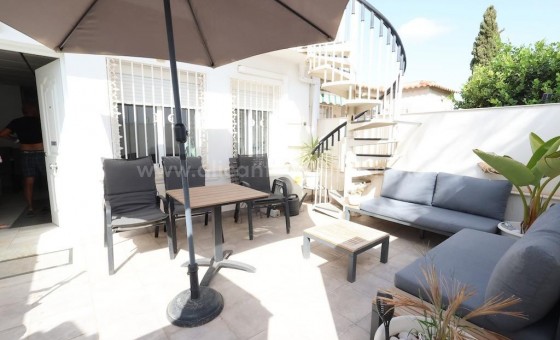 Villa - Reventa - Torrevieja - La Siesta
