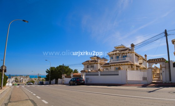Villa - Reventa - Torrevieja - Torrevieja Centro
