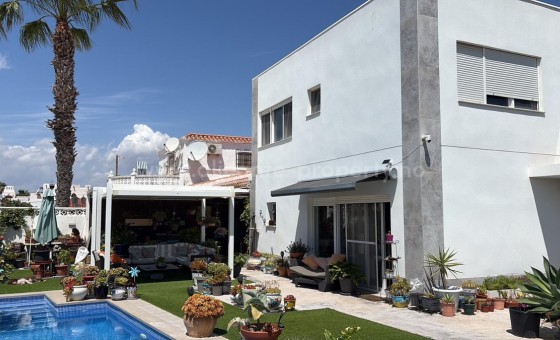 Villa - Reventa - Torrevieja - Torrevieja Centro