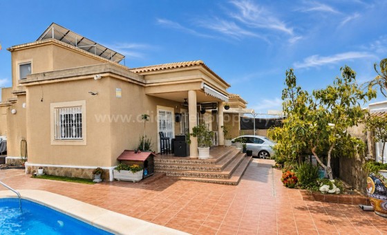 Villa - Reventa - Torrevieja - Torrevieja Centro