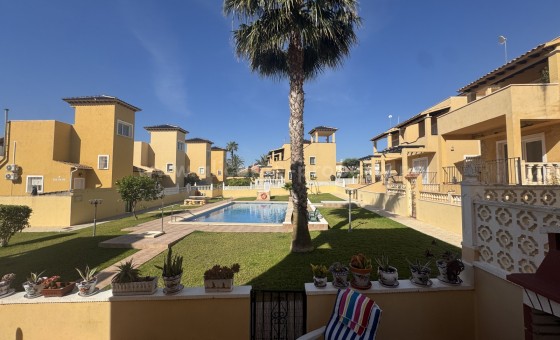 Villa - Reventa - Villamartín -
                Villamartín