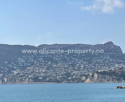 Calpe - En av Alicante-provinsens bolig-favoritter. Det finnes mange prosjekter med forskjellige typer villa/hus, leilighet, rekkehus i Calpe-området