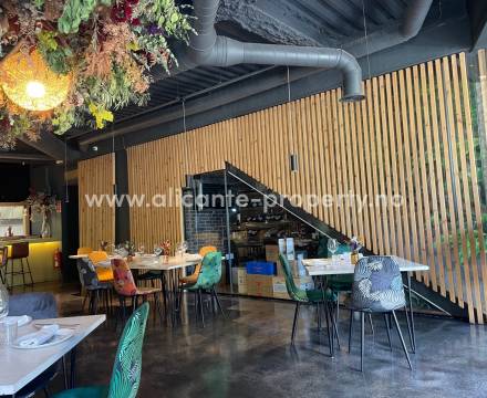 Botanico Novelda er min mest overraskende restaurant-opplevelsen i Alicante-provinsen. En rimelig restaurant med matkvalitet som en Michelin-restaurant